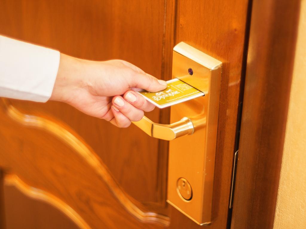 Diligence Hotel خيرسون المظهر الخارجي الصورة